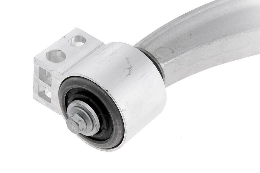Передний рычаг подвески нижний правый Opel Vectra C (2002-2008); Signum (2003-2008); Fiat Croma (2005-2011); 352052 ZWD-PL-010 фото