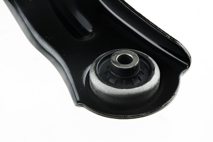Важіль передній нижній правий Renault Megane II (2003-2009); Scenic (2003-2009); Captur (2013-); 8200298455 ZWD-RE-011 фото